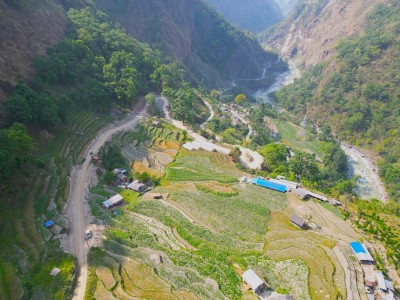  ट्र्याक खुलेको १४ वर्षपछि दरवाङ–बिम–दिच्याम सडक स्तरोन्नति गरिदै 